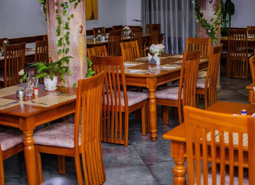 Restaurant Photo