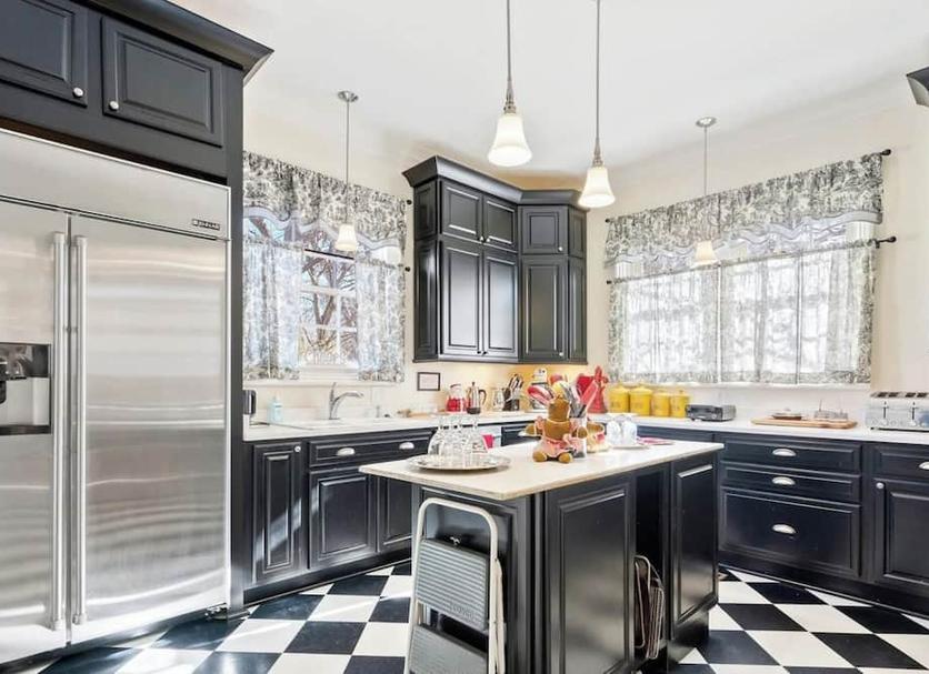 Kitchen Photo
