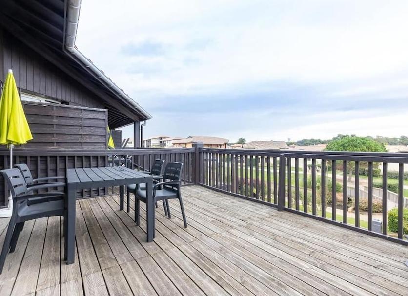 Balcony Photo
