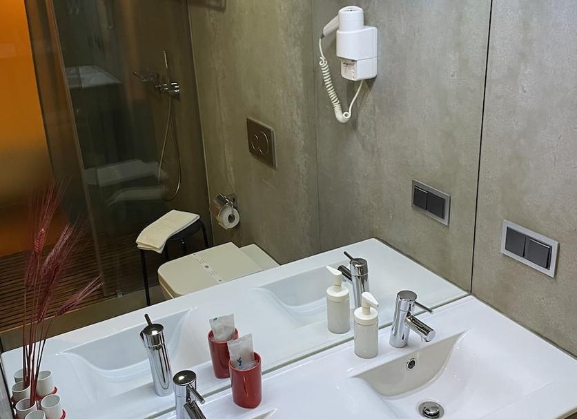 Bathroom Photo