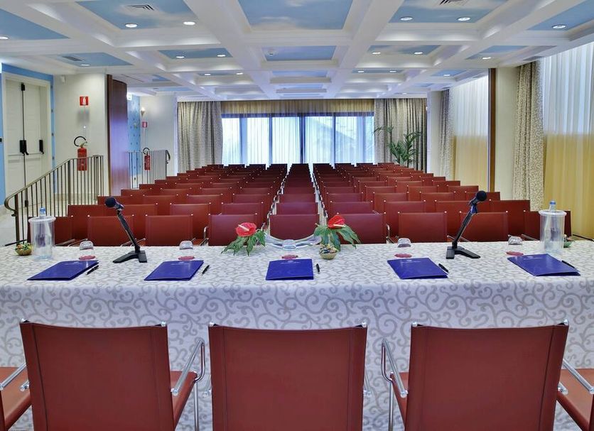 Conference room Photo