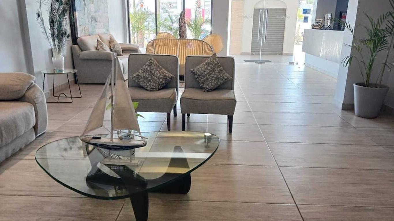 Hotel & Suites Las Palmas