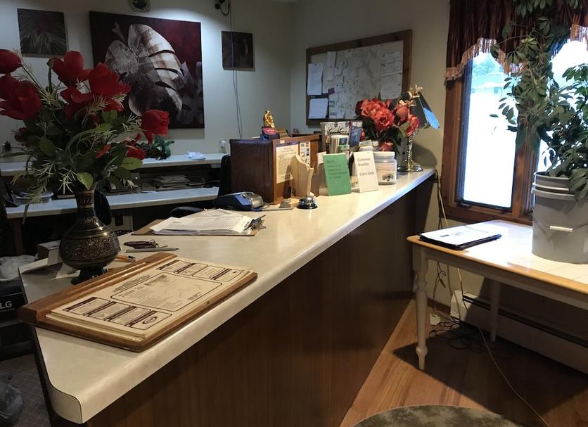 Front desk Photo