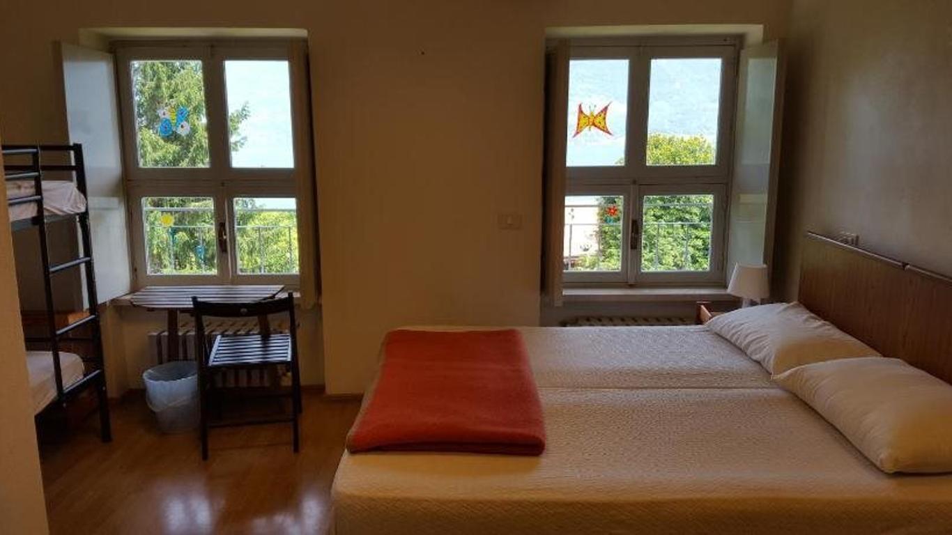 Santangela Hostel & Rooms