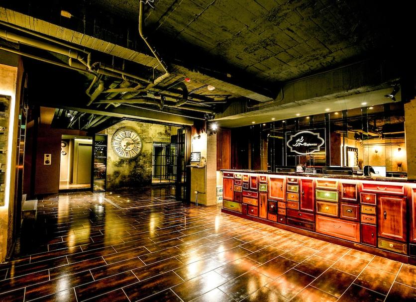 Bar Photo