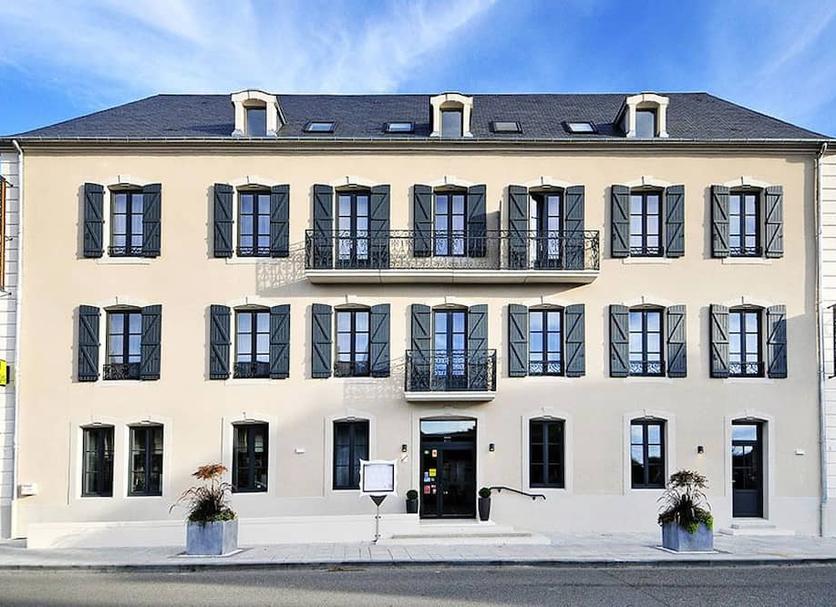 Building Photo