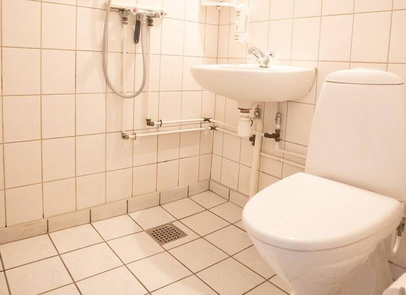 Bathroom Photo