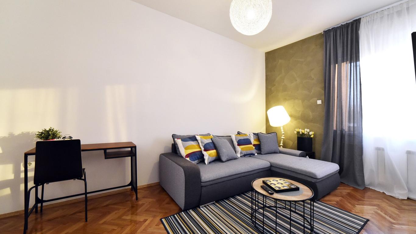 Corner apartments Savska
