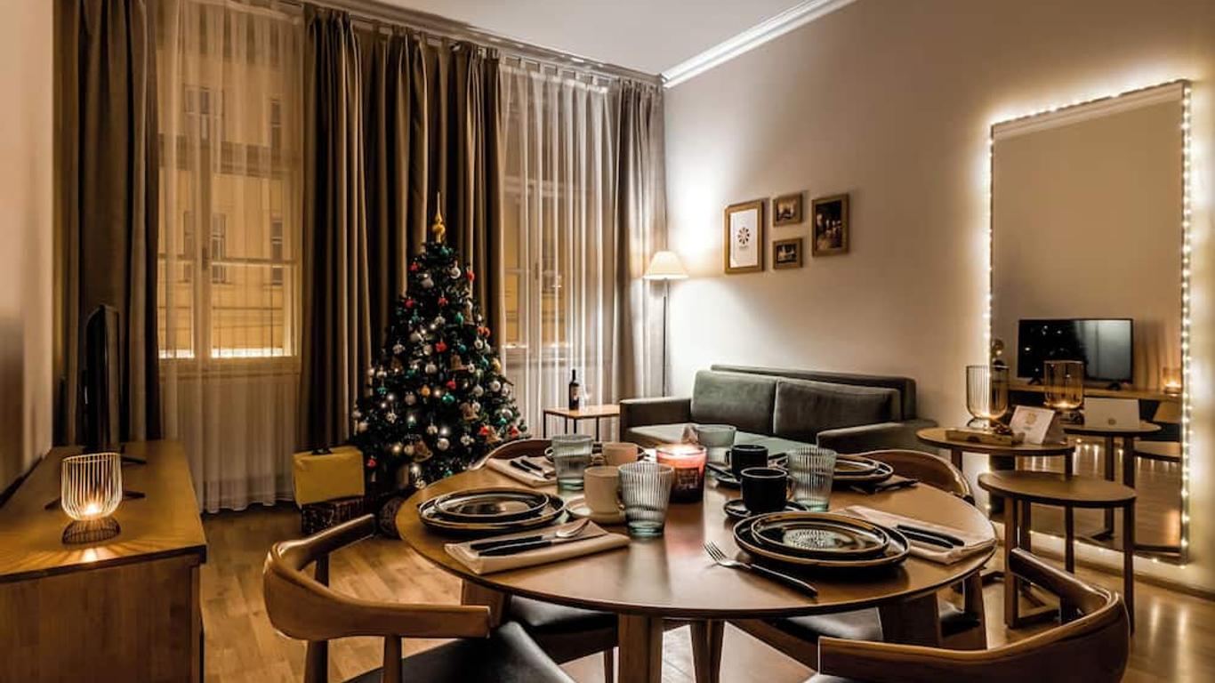 Louren Apartments
