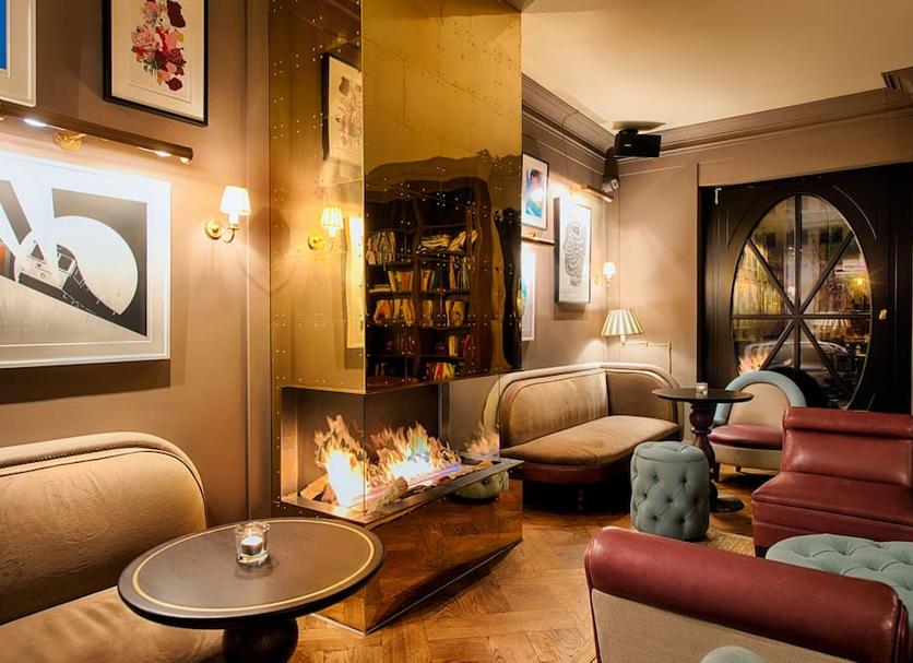 Lounge Photo