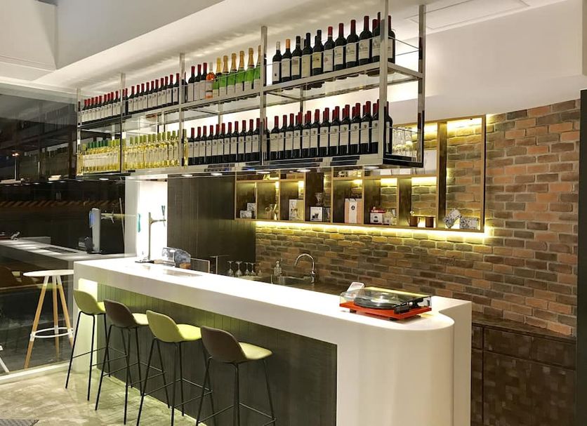 Bar Photo