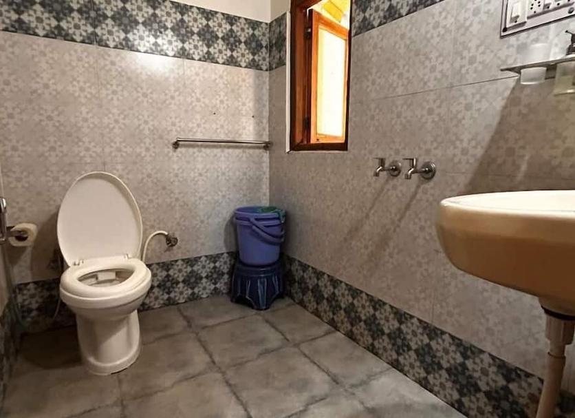 Bathroom Photo
