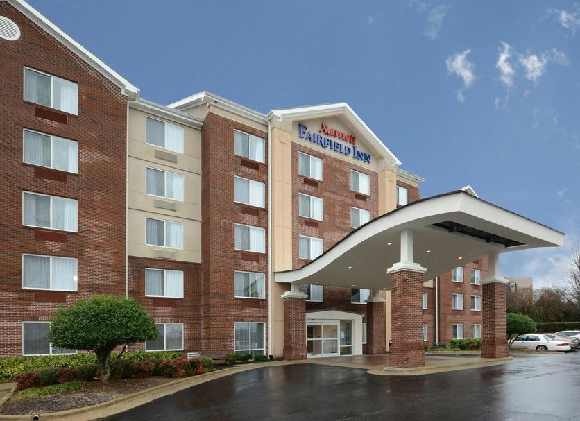 Fairfield Inn by Marriott Greensboro Airport exterior in Greensboro with covered entrance and wet driveway