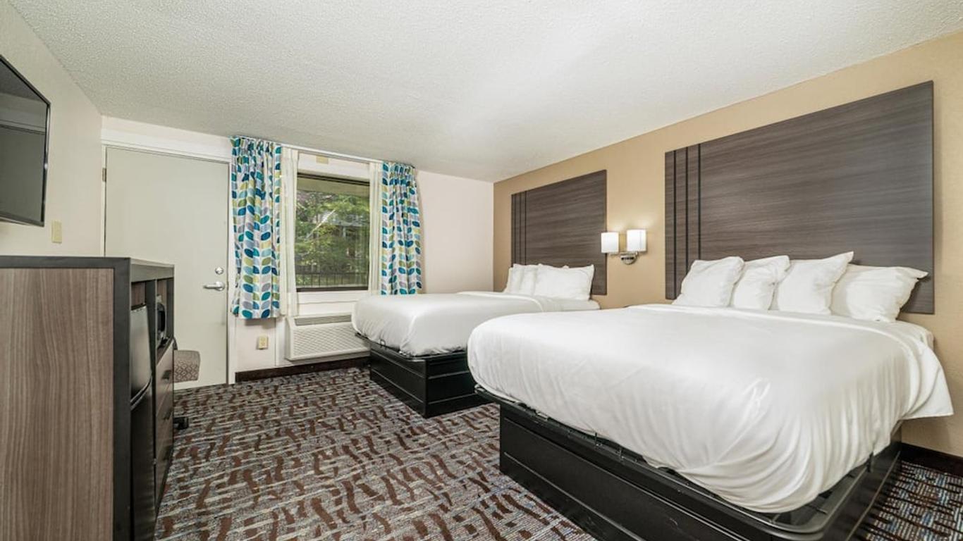 Bear Creek Inn