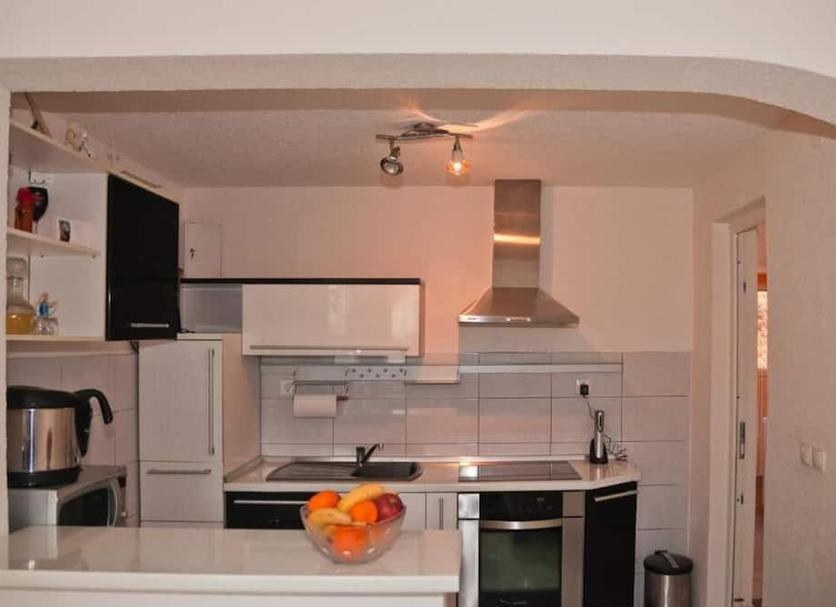 Kitchen Photo