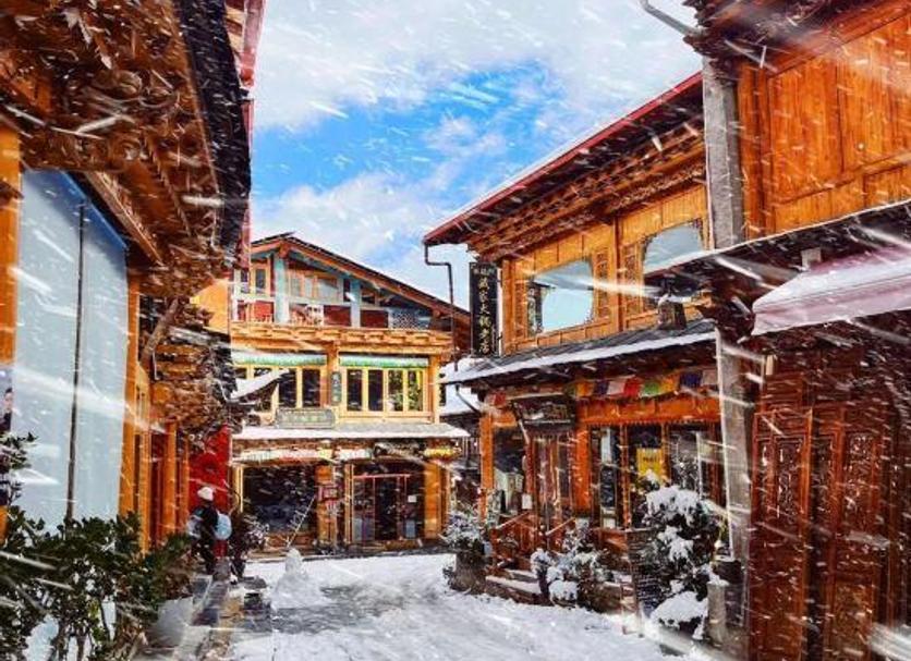 Outdoors view Photo