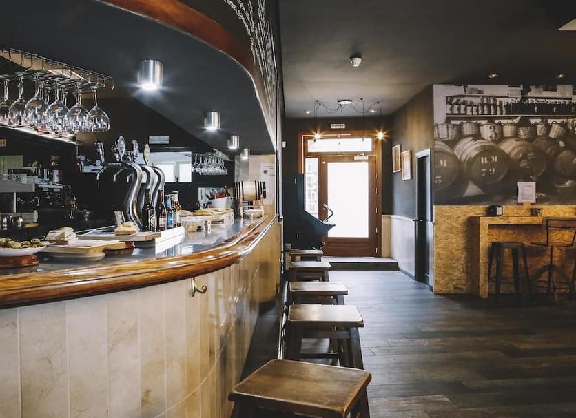 Bar Photo