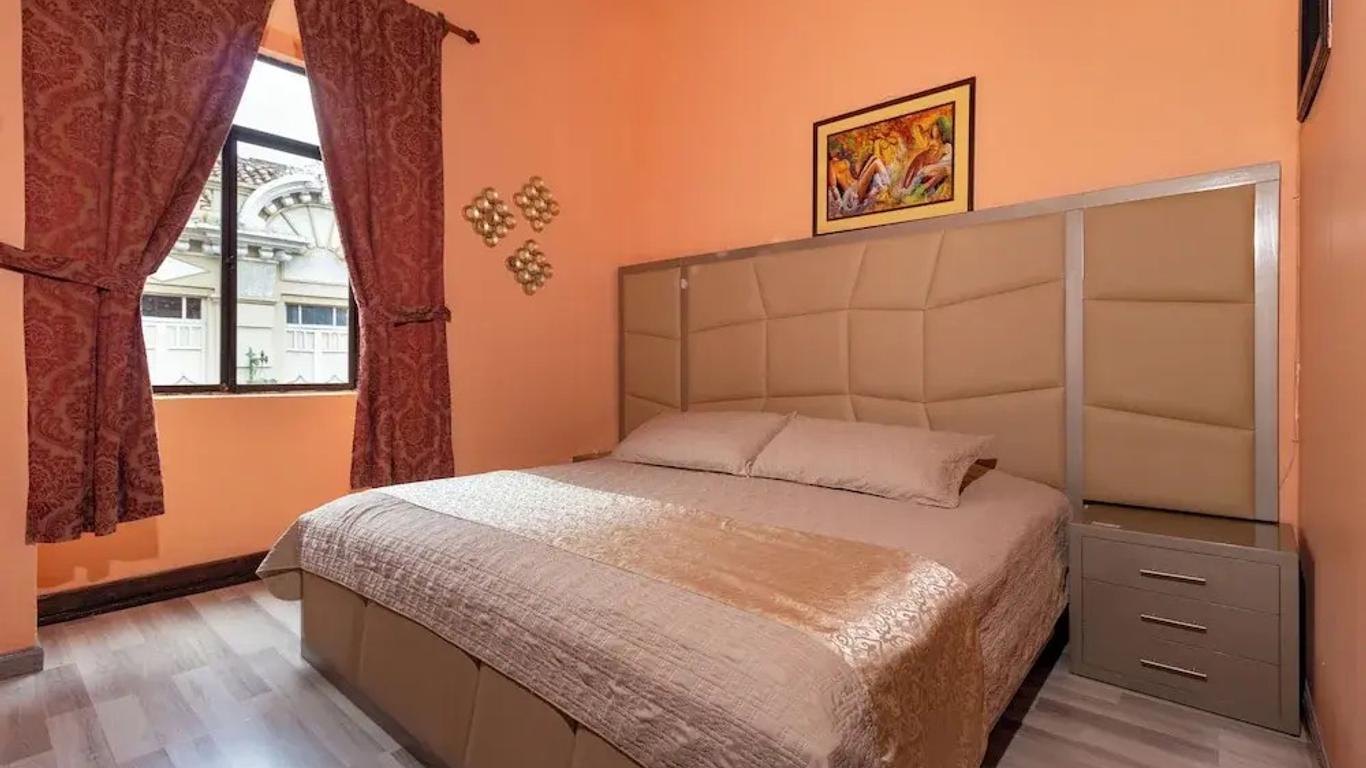 Hotel Majestic 1 Centro Historico Cuenca