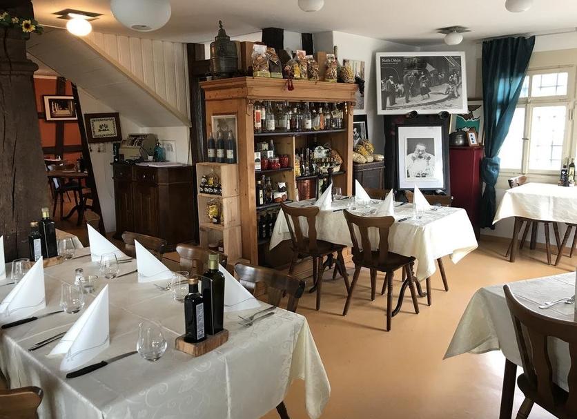 Restaurant Photo