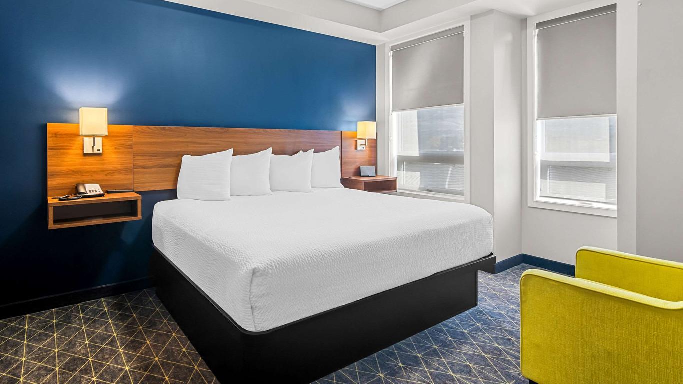 Park Inn By Radisson, Kelowna