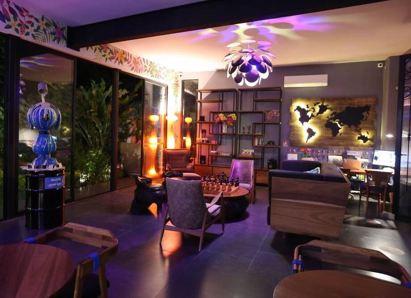 Lounge Photo