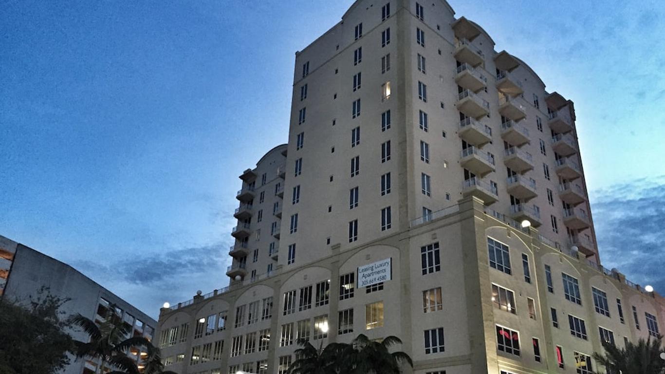 Dadeland Towers by Miami Vacations