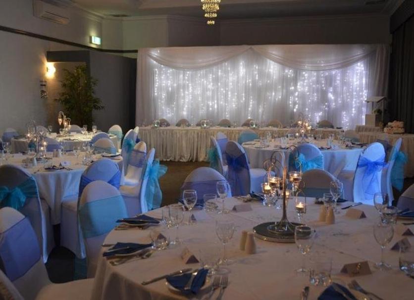 Banquet hall Photo