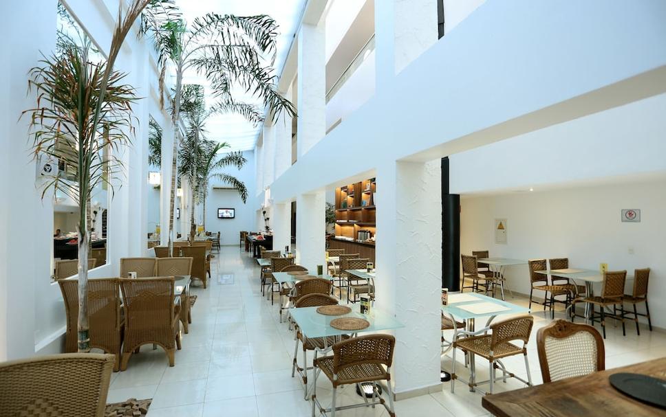 Oasis Tower Hotel from $15. Ribeirão Preto Hotel Deals & Reviews - KAYAK