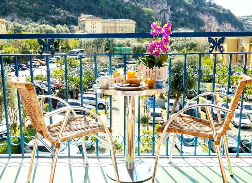 Balcony Photo