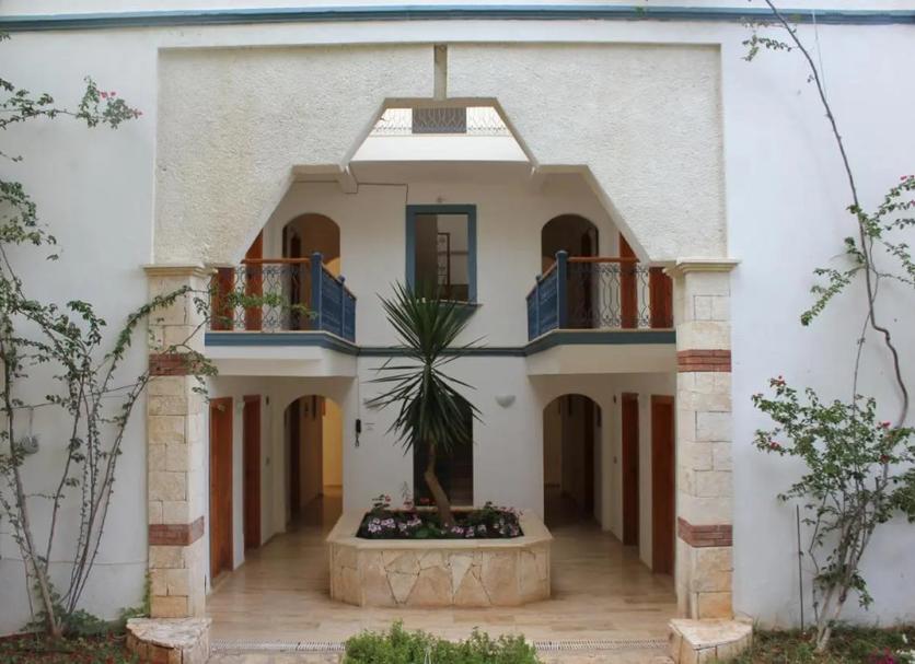 Building Photo