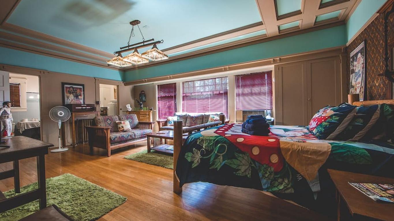 Greenway Manor