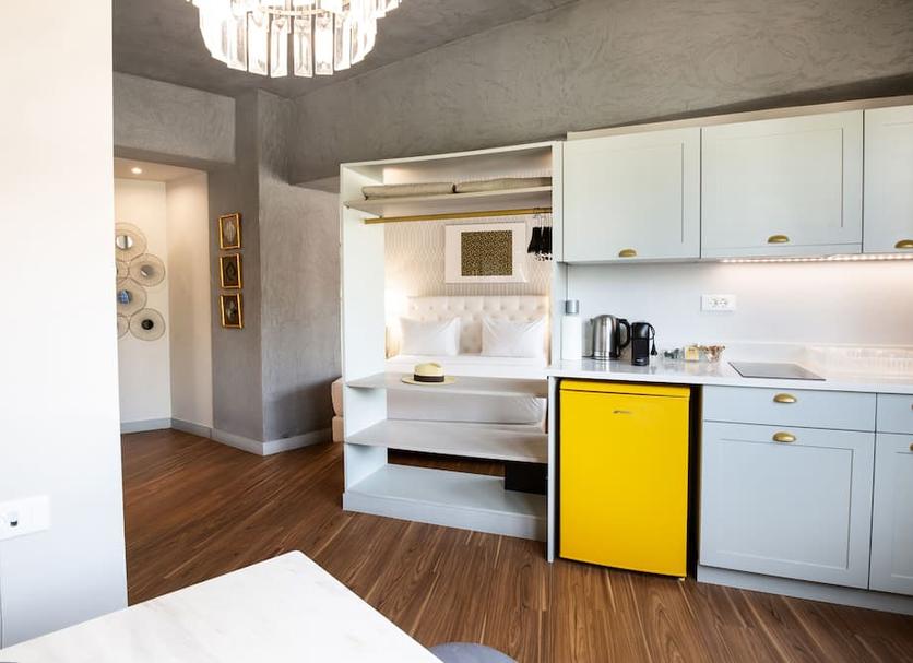 Kitchen Photo