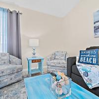 Blissful Townhome - Heated Pool - Walk To The Beach