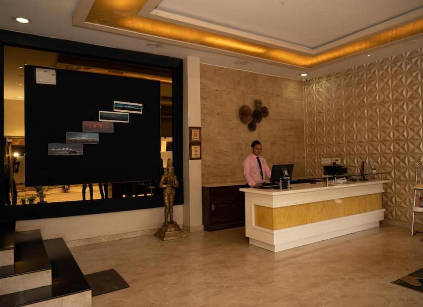 Front desk Photo