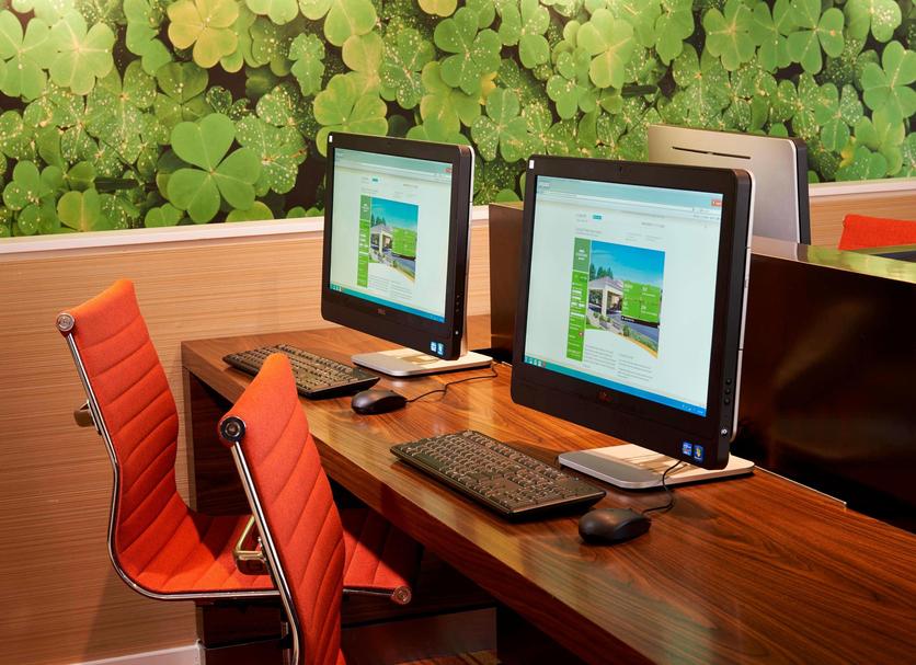 Business center Photo
