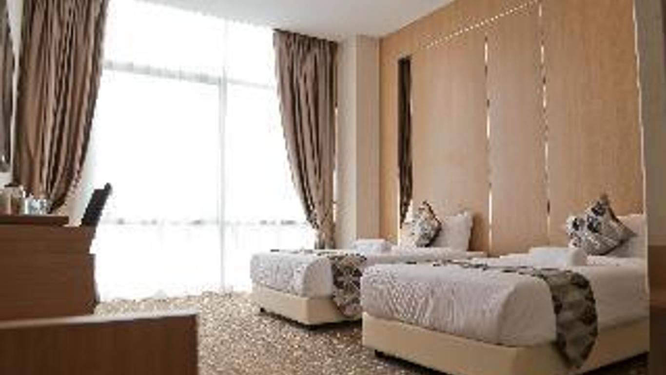 Top Holiday Hotel