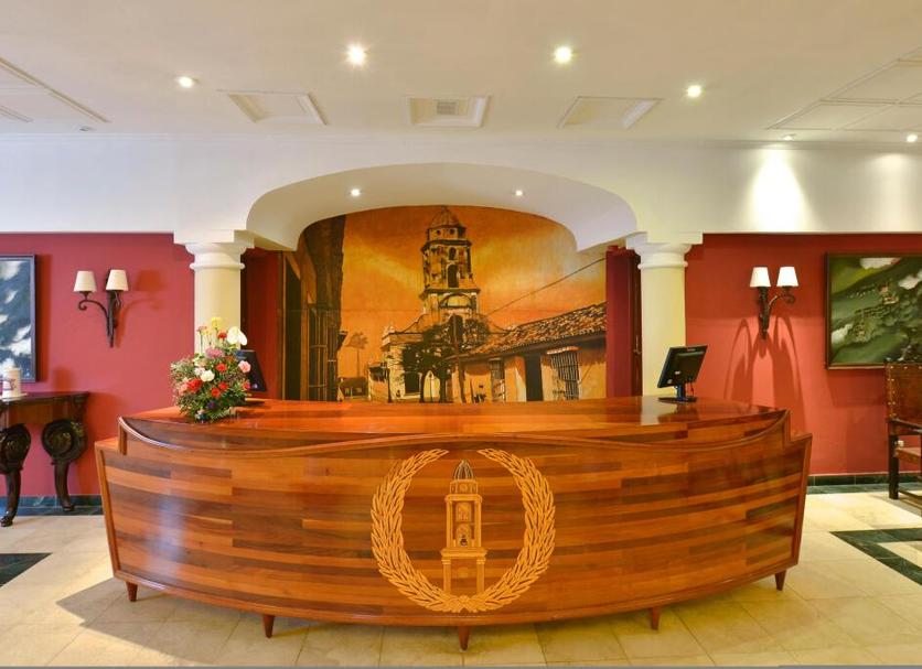 Front desk Photo