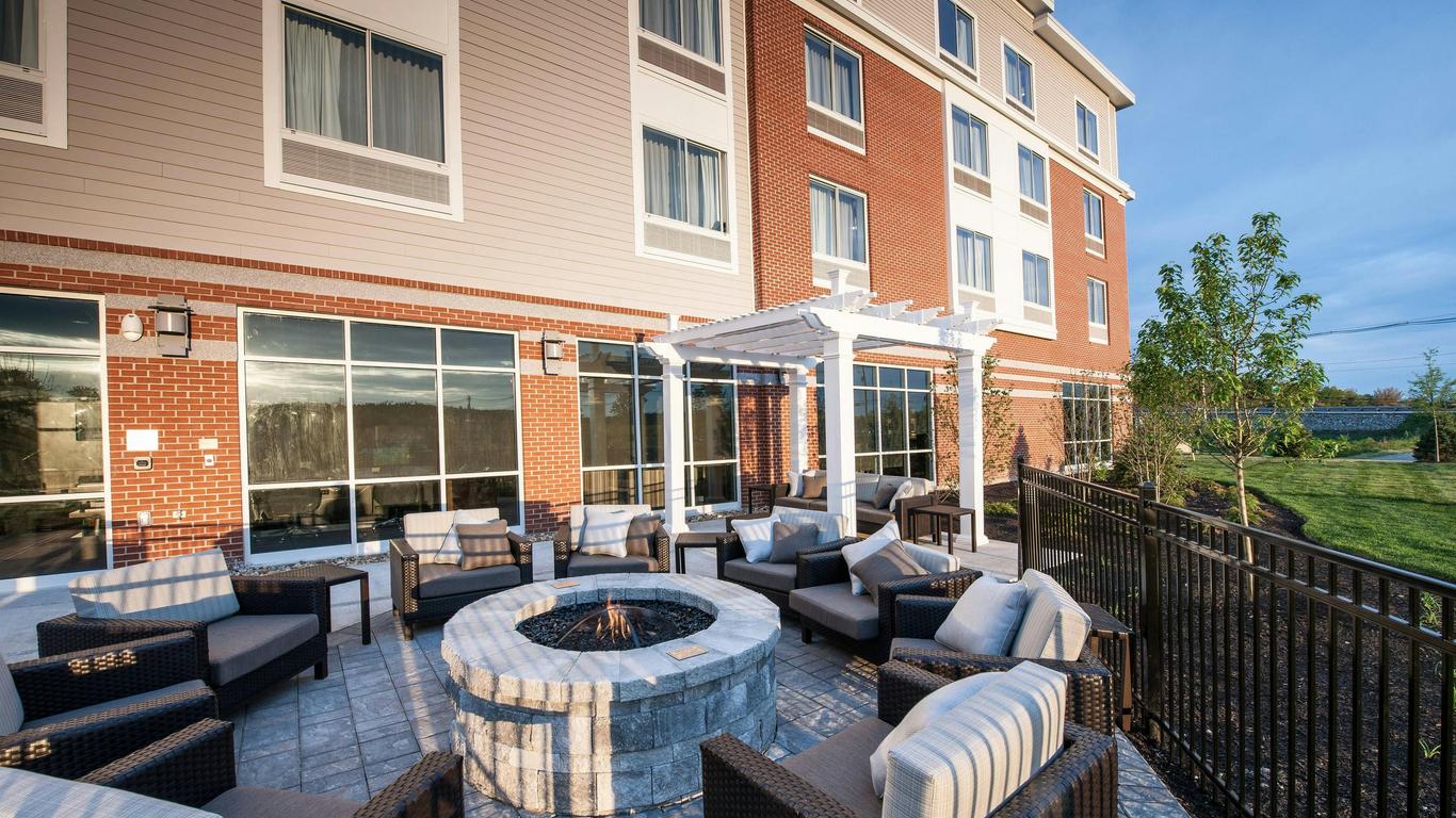 Courtyard by Marriott Boston Littleton