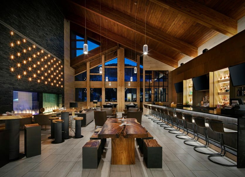 Bar Photo