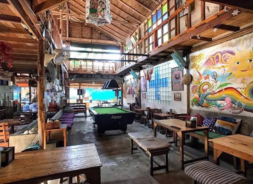 Restaurant Photo