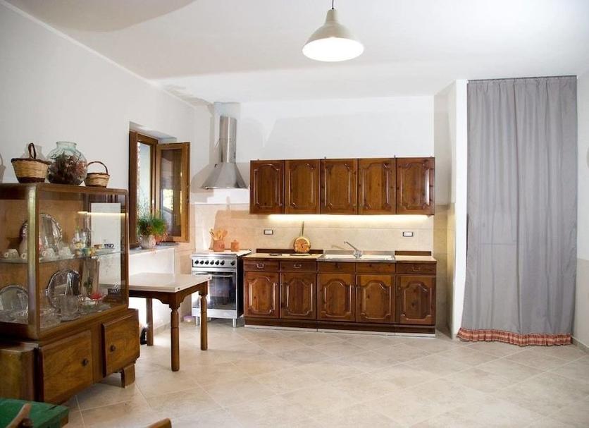 Kitchen Photo