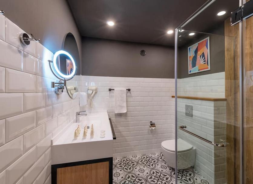 Bathroom Photo