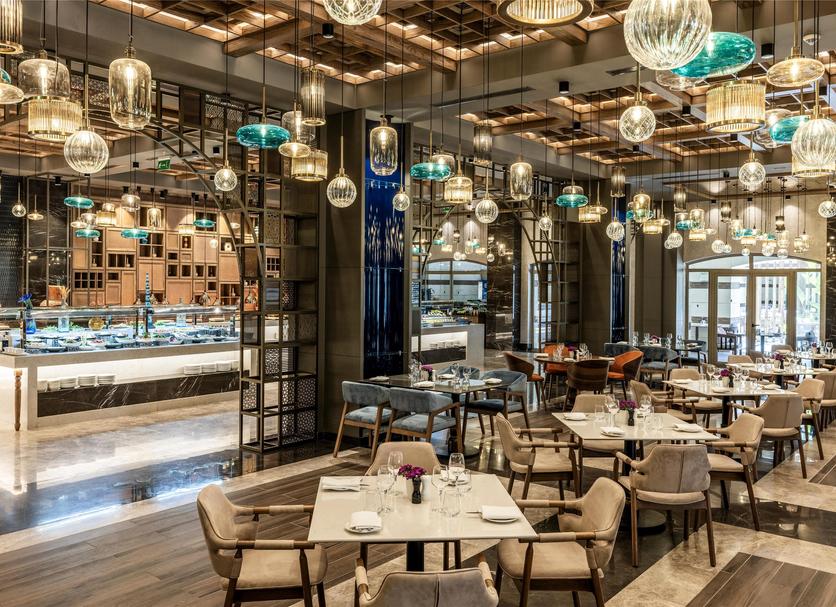 Restaurant Photo