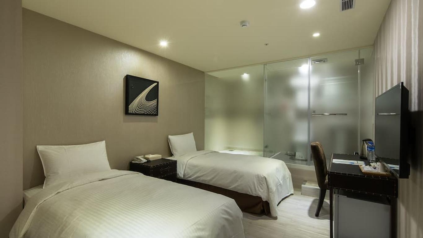 Xinshe Hotel - Chungli