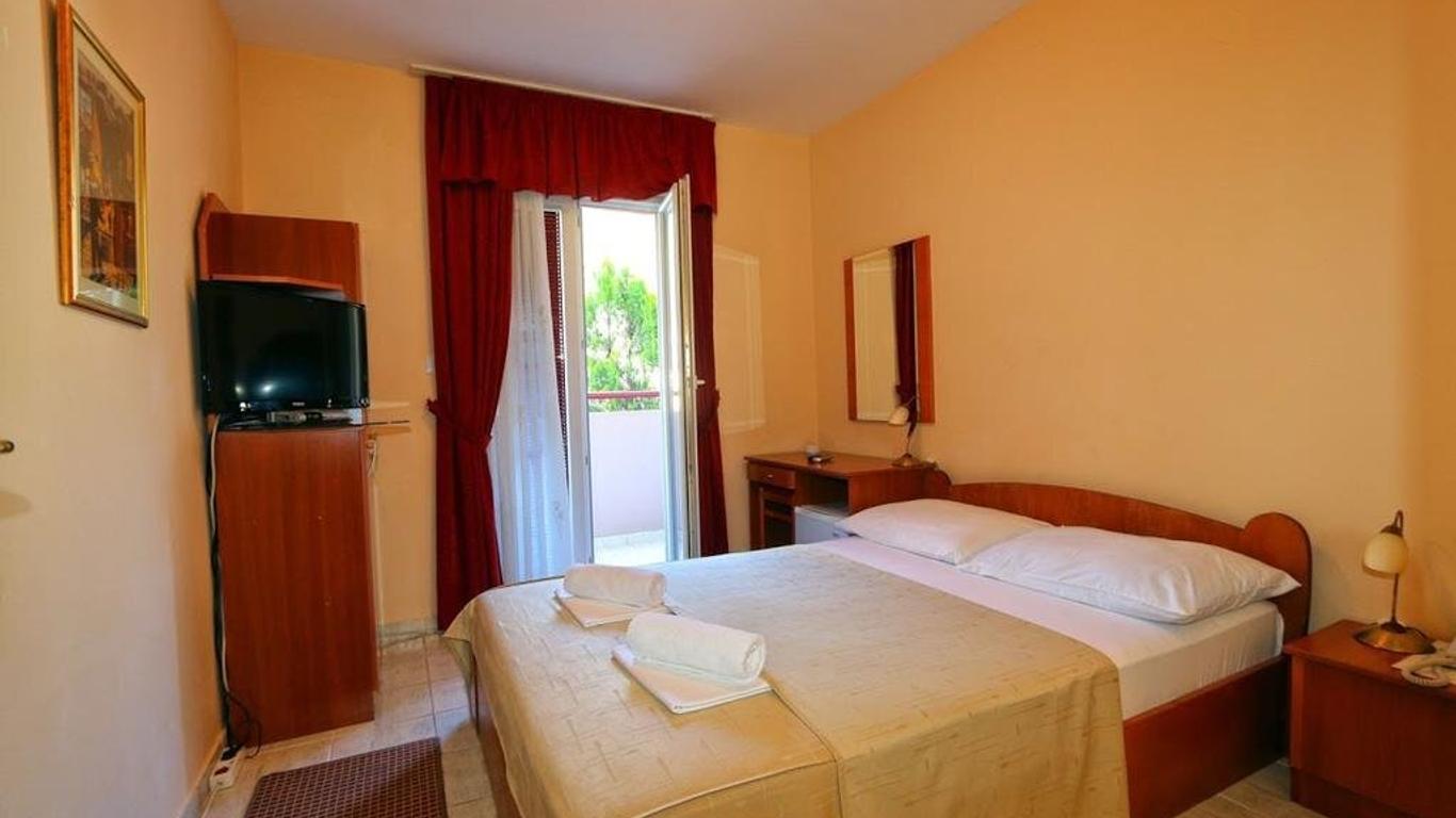 Hotel Podostrog