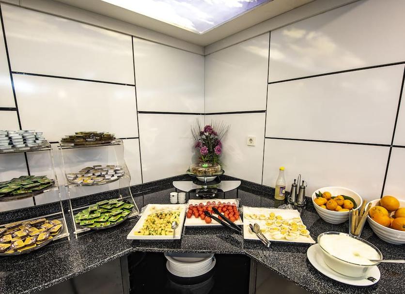 Buffet Photo