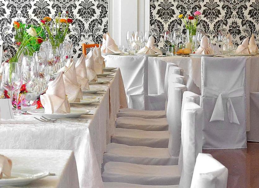 Banquet hall Photo