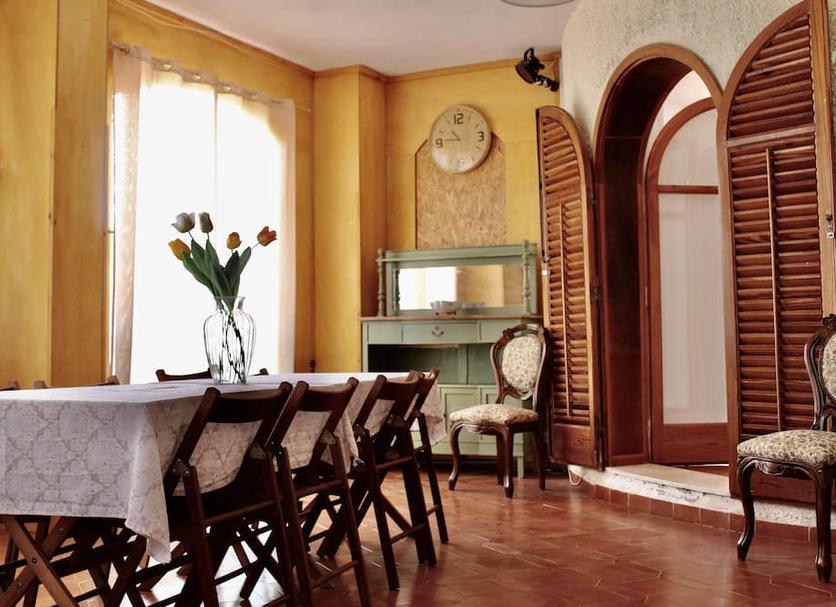 Dining room Photo