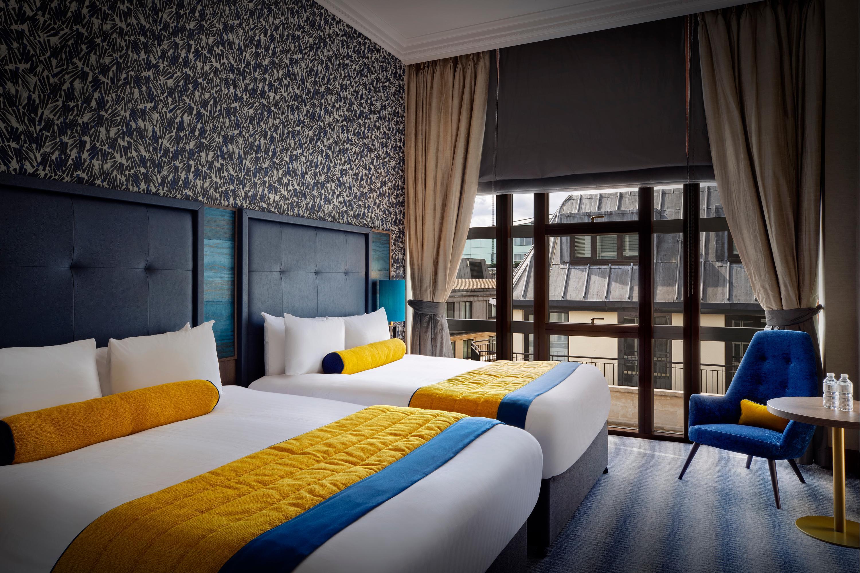 Royal hotel clearance