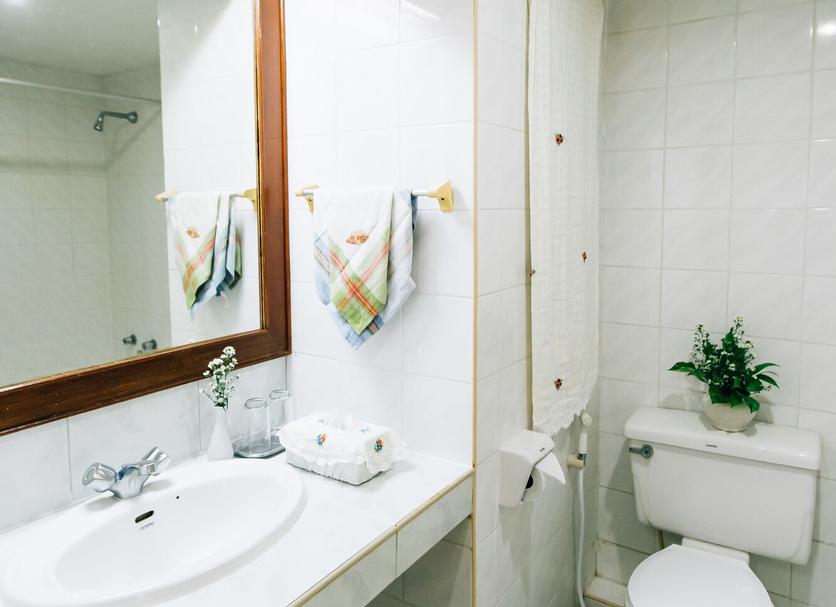 Bathroom Photo
